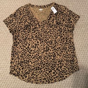 NWT Old Navy T-shirt